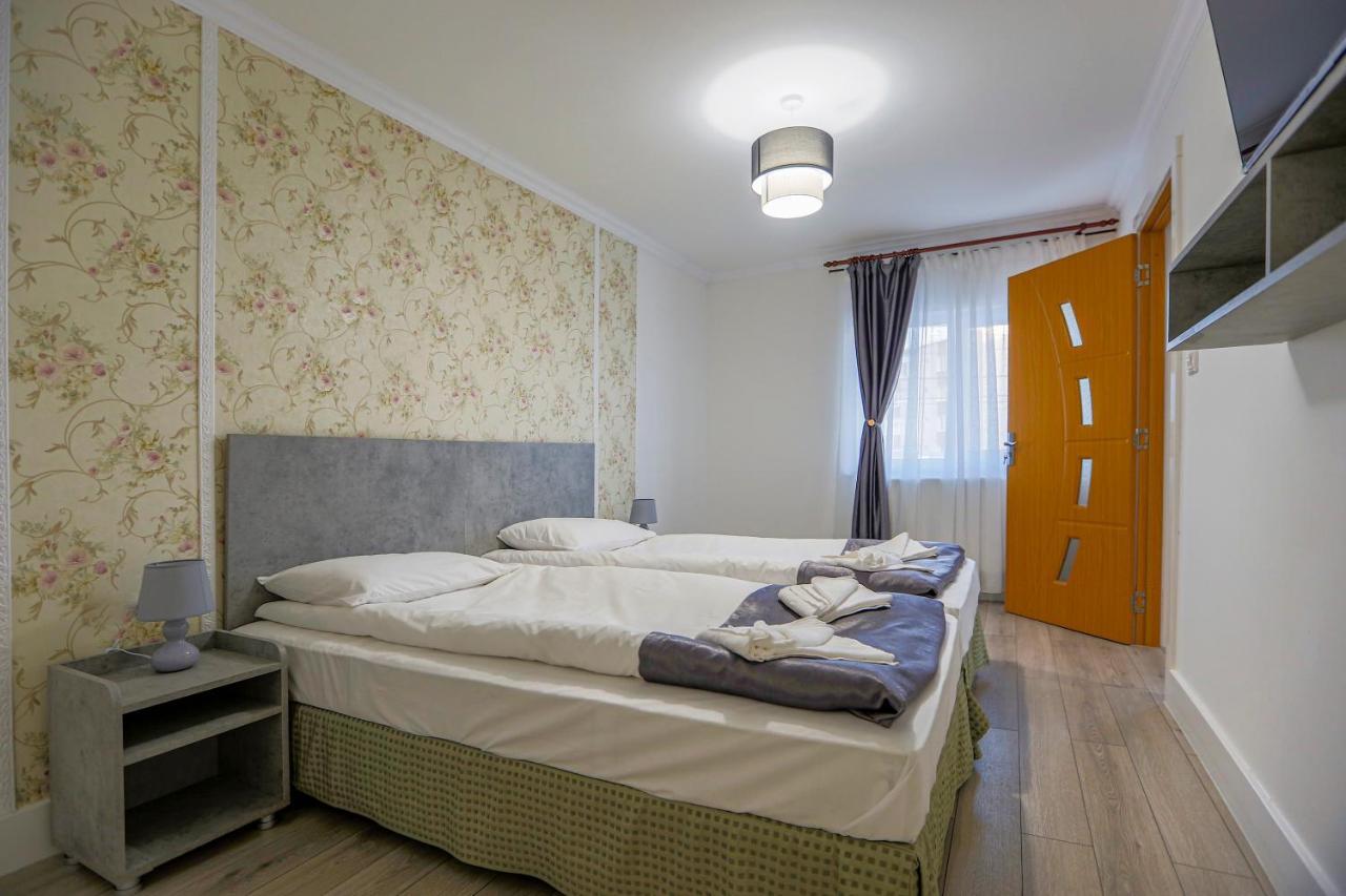 Vaias Aparts Târgu Neamț Eksteriør billede