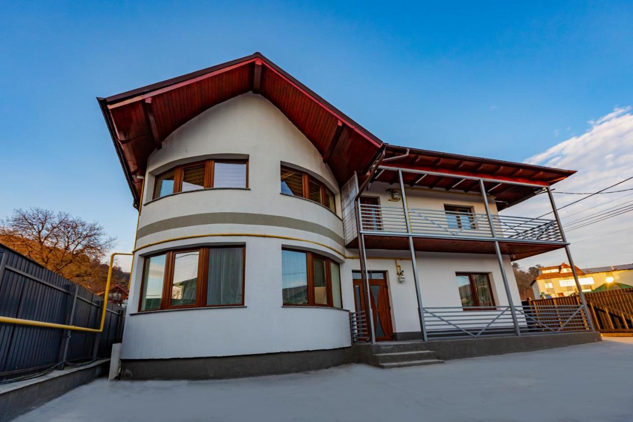 Vaias Aparts Târgu Neamț Eksteriør billede